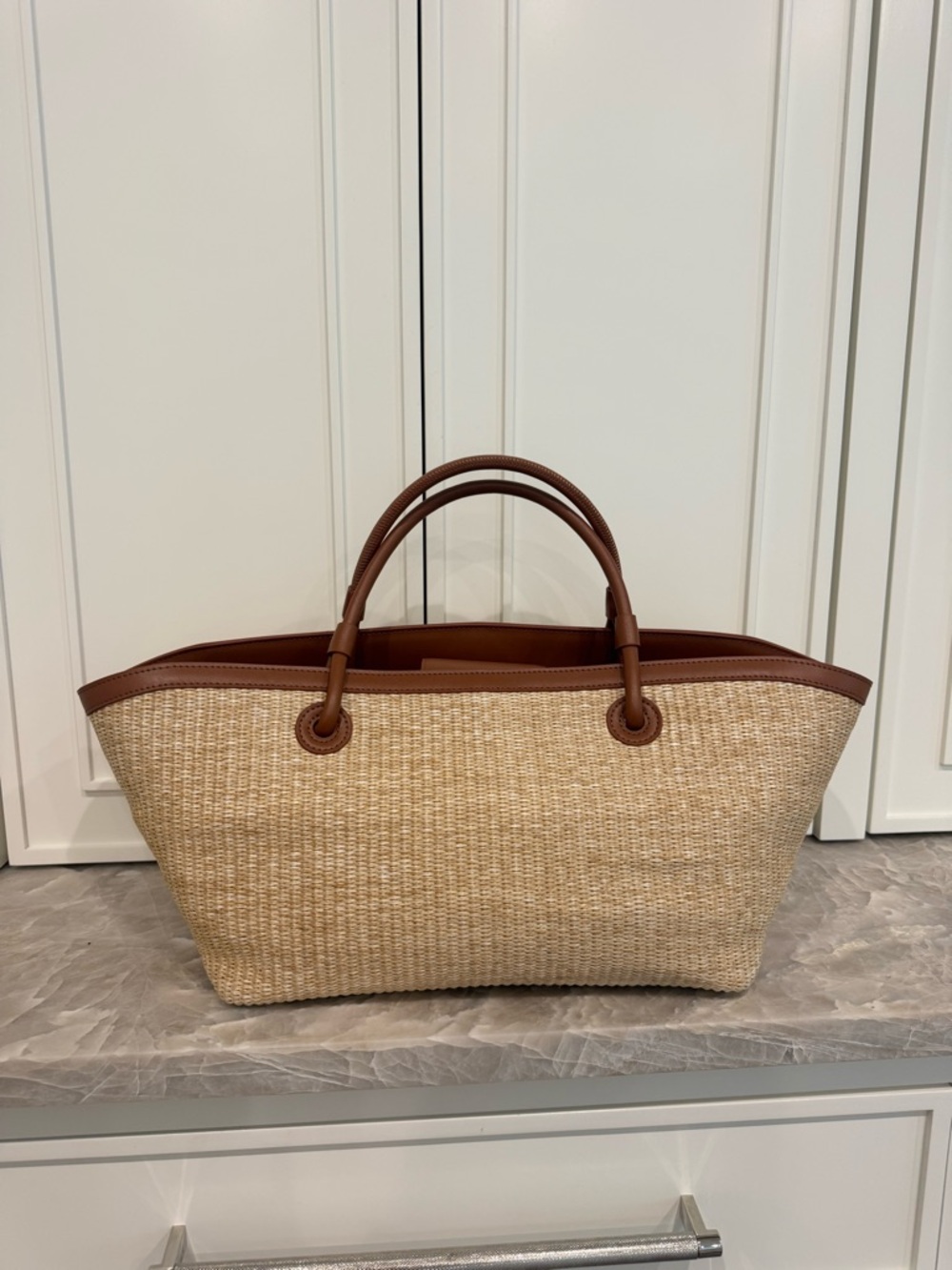 TUCKERNUCK ACCESSORIES Raffia Brett Tote Bag - Picture 7 of 13